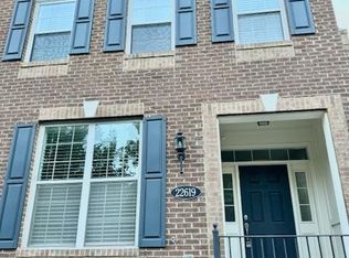 22619 Norwalk Sq, Ashburn, VA 20148