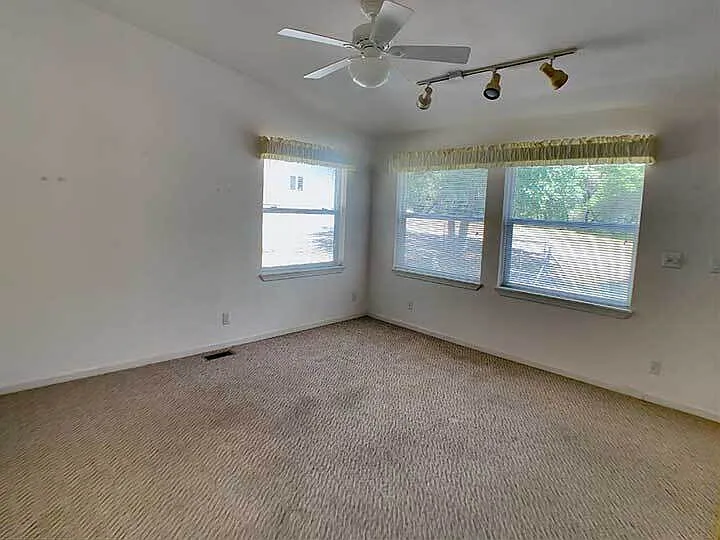 6303 Windlestraw Rd — Photo 18