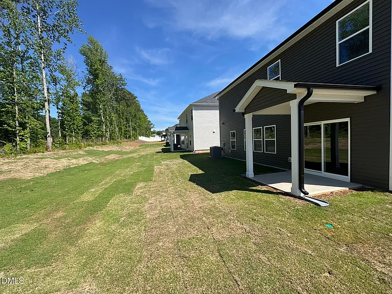 101 Klamath Dr — Photo 41