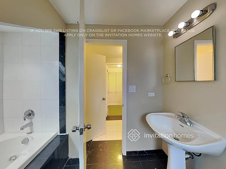 2728 Wesley Ave — Photo 13