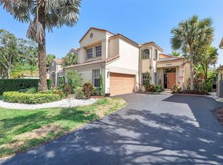 10340 NW 11th St, Plantation, FL 33322