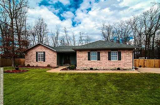 1st image of 3 Plumpton Ln