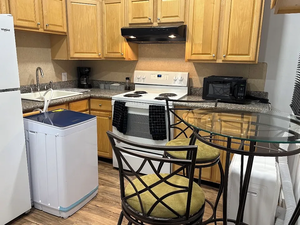 321 Atlantic Ave #2