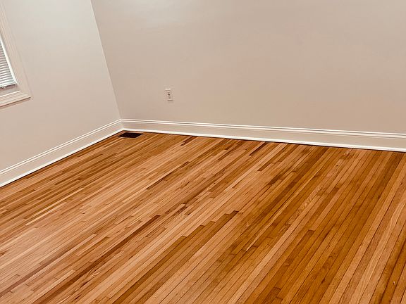3rd image of 2500 Country Club Ln #2500