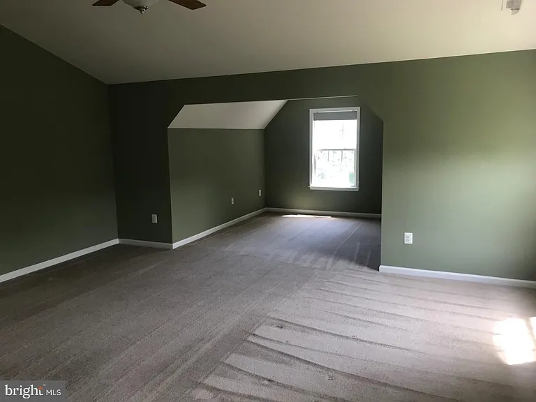 9 Saint Claires Ct — Photo 18