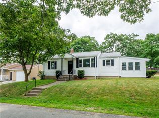 66 Massey Rd, Tiverton, RI 02878