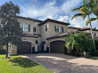 8240 Lost Creek Ln, Delray Beach, FL 33446