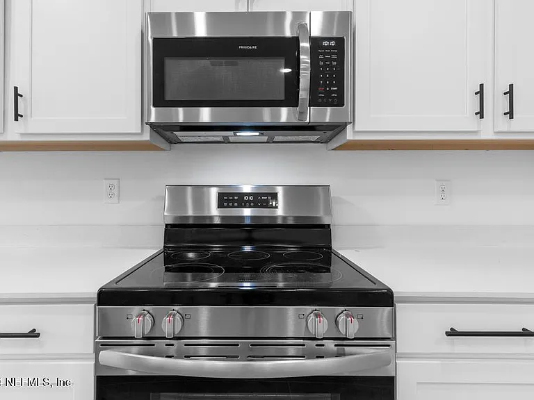28 Disston Cv — Photo 16