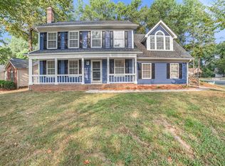 9219 Lake Spring Ave, Charlotte, NC 28216