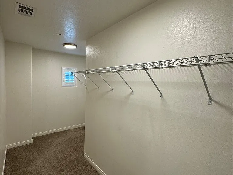 501 Villa Way — Photo 33