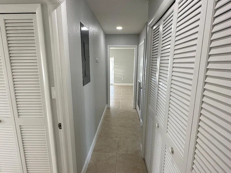 244 W Seaview Dr — Photo 20