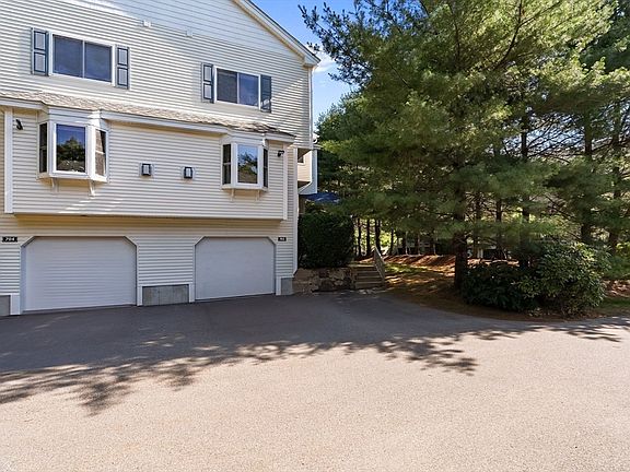 4th image of 703 Old Bridge Ln #703
