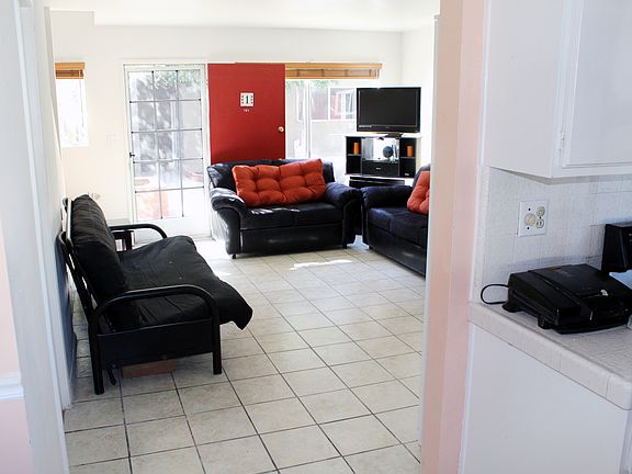 3rd image of 725 Coronado Ave Unit 101