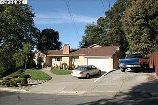 3rd image of 3721 Brookside Dr