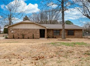 1822 Valletta Ln, Van Buren, AR 72956
