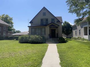 1310 Lake Ave, Gothenburg, NE 69138