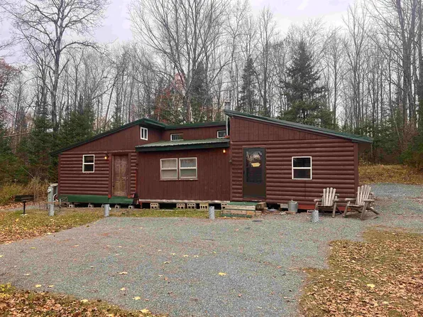 W7610 Jossart Rd, Pembine, WI 54156