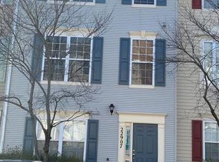 22907 Benson Ter, Sterling, VA 20166