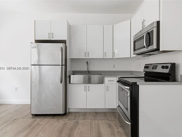 402 NW 12th Ave #213 — Photo 5