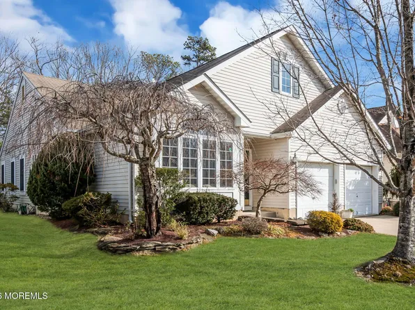 17 Medinah Court, Jackson, NJ 08527