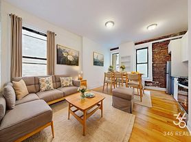 471 Central Park W