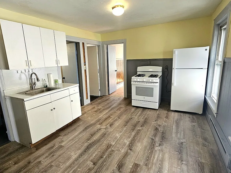 116 Walker St #2