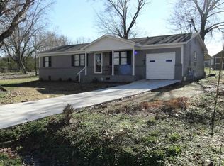 908 Dooley Ave, Albertville, AL 35951