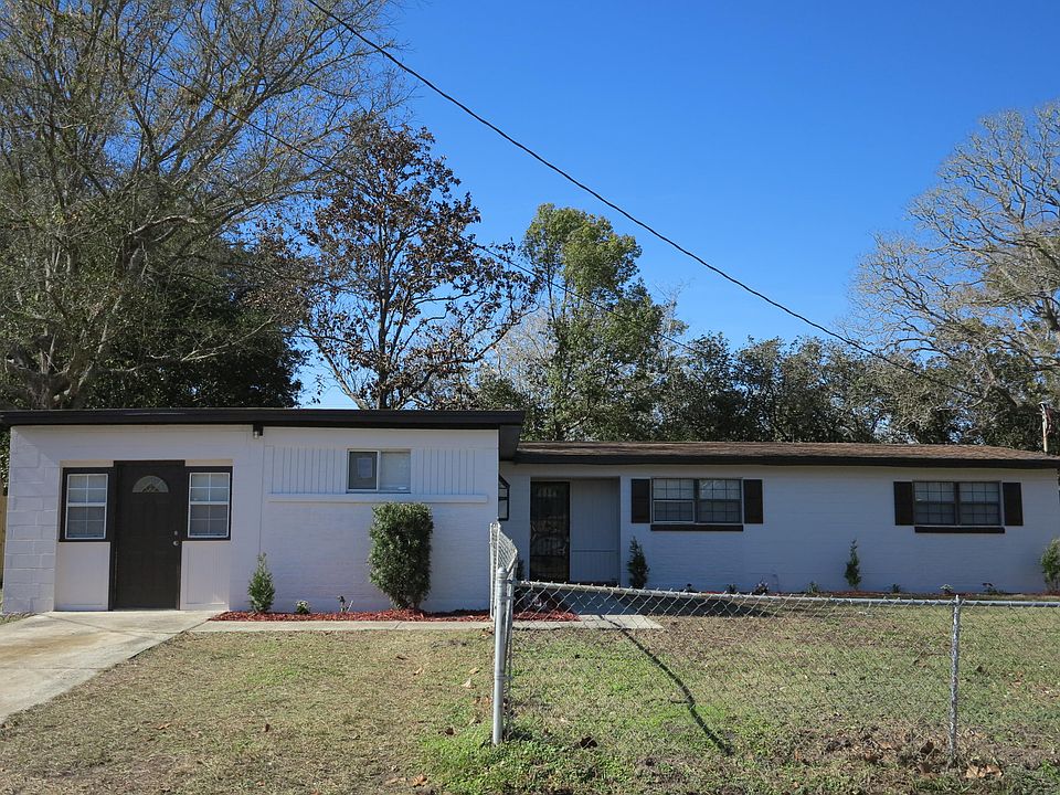 1st image of 2342 BURPEE Drive W