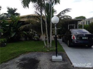 750 NW 217th Ter, Pembroke Pines, FL 33029