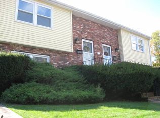 164 Winn St, Woburn, MA 01801