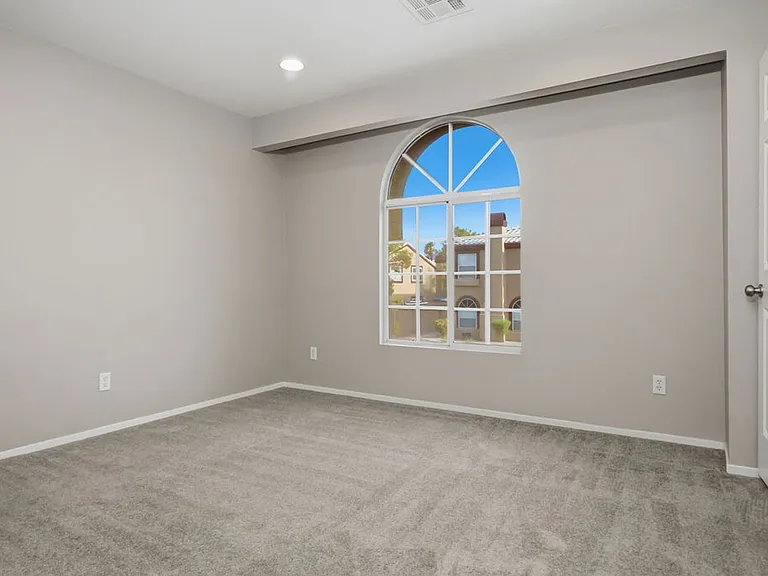 688 Harbor Mist Ave — Photo 16