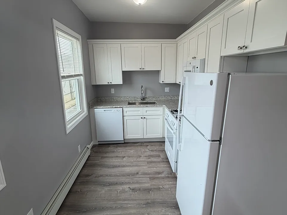 559 Dorchester Ave #1