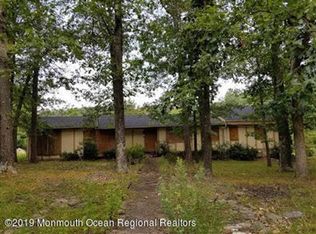 906 Bowman Rd, Jackson, NJ 08527