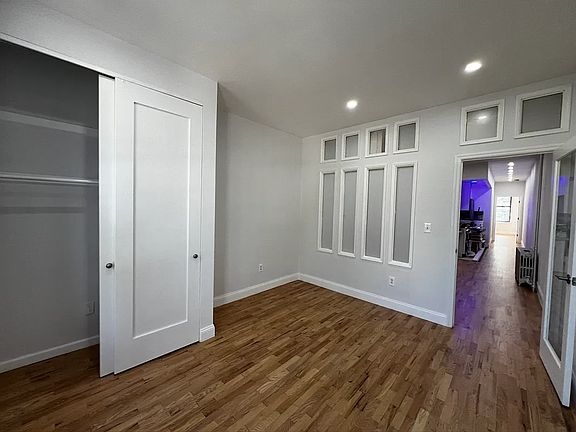 4th image of 465 Seneca Ave #2