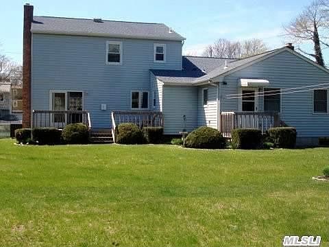 4th image of 39 Barrett Ave
