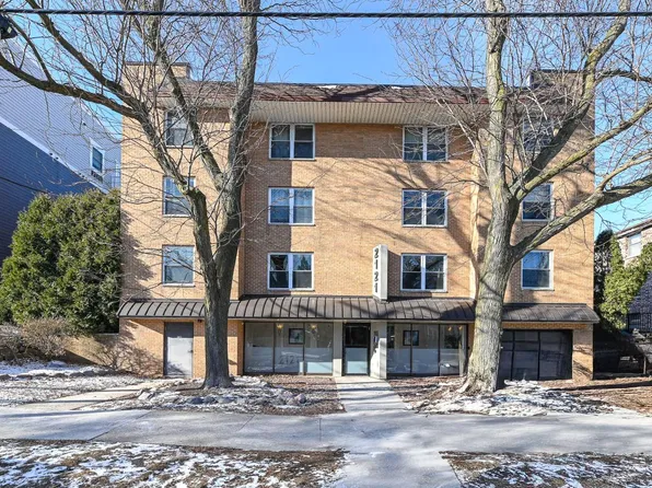 2121 North Cambridge AVENUE #204, Milwaukee, WI 53202