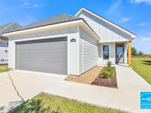 3049 Southern Trace Dr, Lake Charles, LA 70607