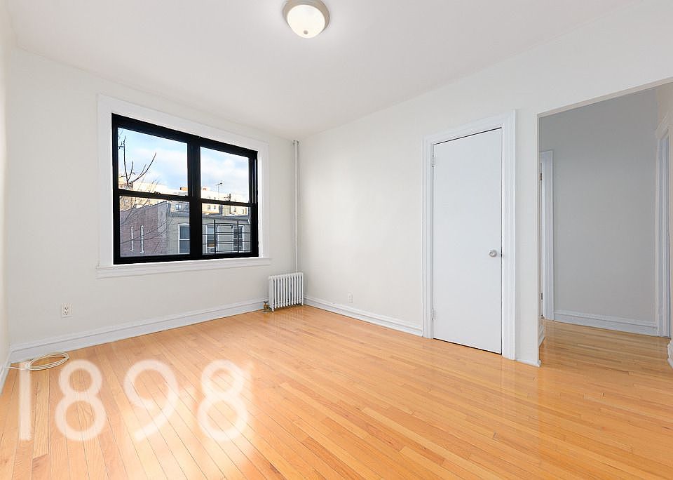 1st image of 4707 39th St APT 8C