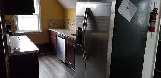 5th image of 728 S Burdick St APT 7