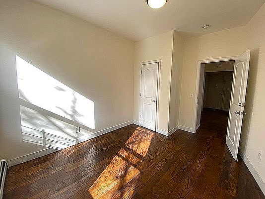5th image of 2099 Dean St #1A