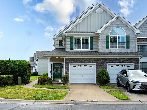 4th image of 1702 Sawgrass Ln
