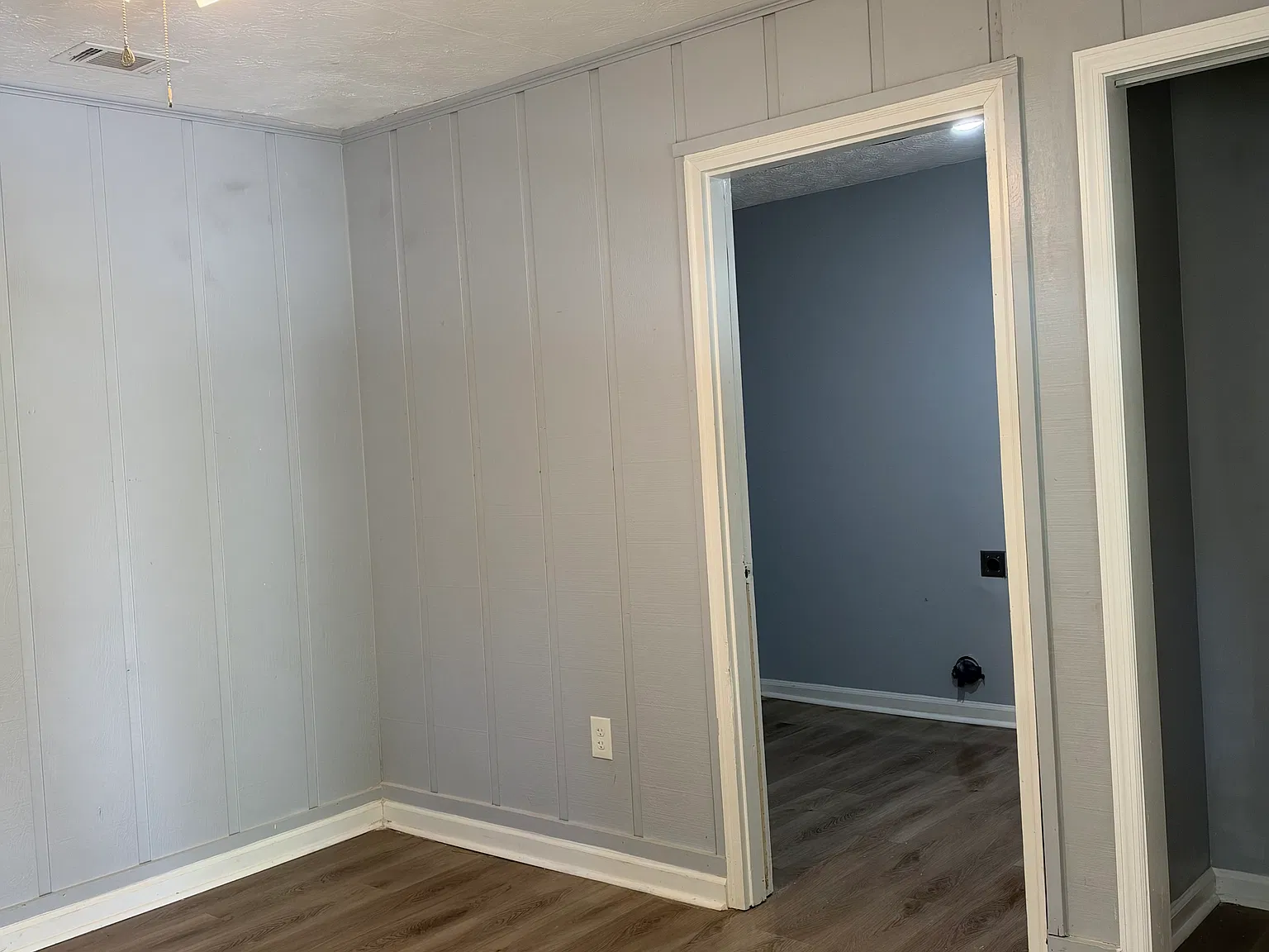 3 bed, 1300 sqft, $1,975 — Photo 4