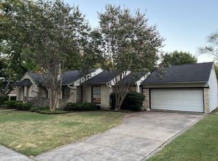 6244 Penrose Ave, Dallas, TX 75214