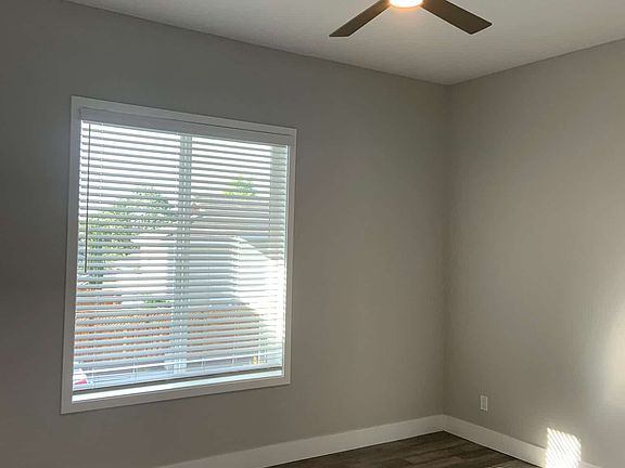 4th image of 4325 Byway E Unit 7