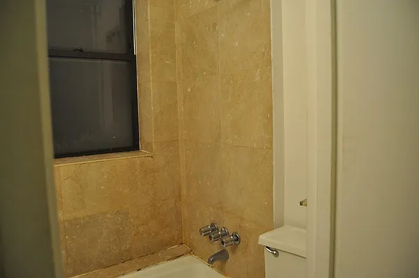 Rented by Sky Management | media 63