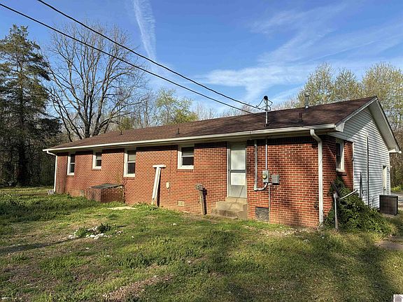 2nd image of 129 3rd St