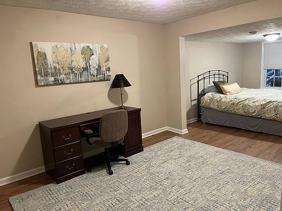 4th image of 3965 Harts Mill Ln NE #B