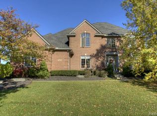 7470 Andover Dr #14, Canton, MI 48187