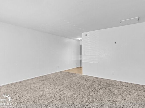 2nd image of 2209 W Belmont Ave APT 1