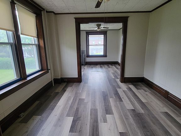 5th image of 321 Westside Ave